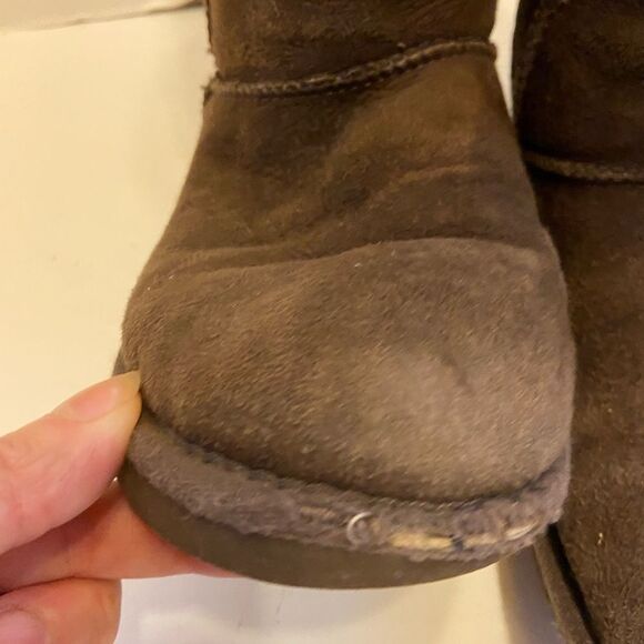 Ugg classic boot brown size 7 - Picture 4 of 8